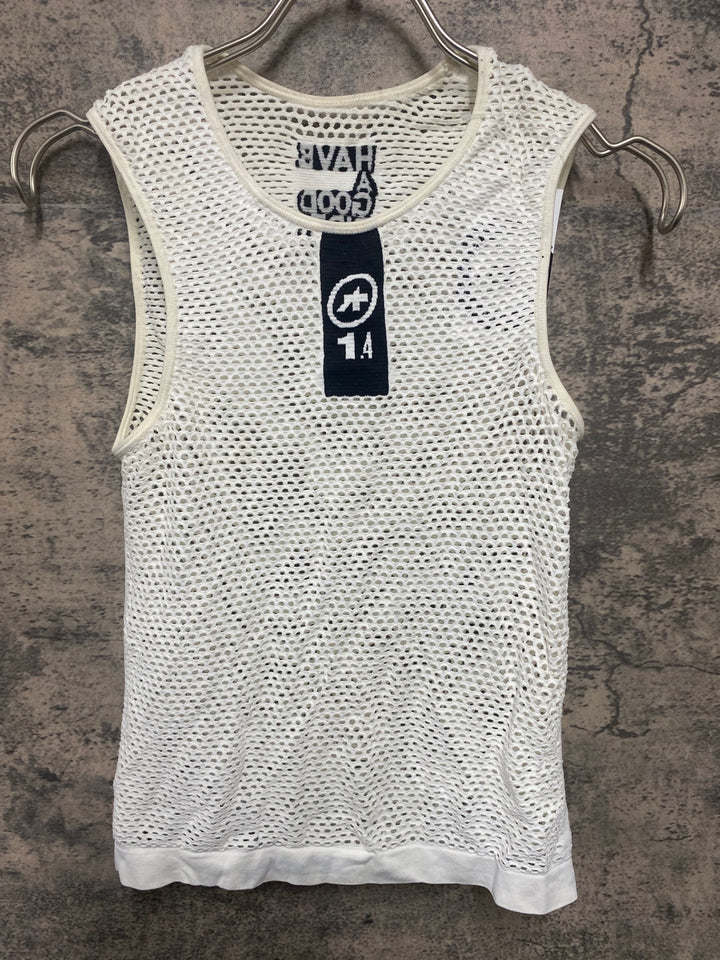 JP482 アソス ASSOS ノースリーブ ベースレイヤー 白 Ⅰ