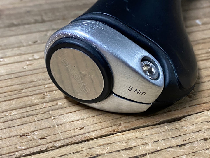 KO487 エルゴン ERGON BROOKS GP1 GRIPS グリップ 黒 132mm Φ22.2