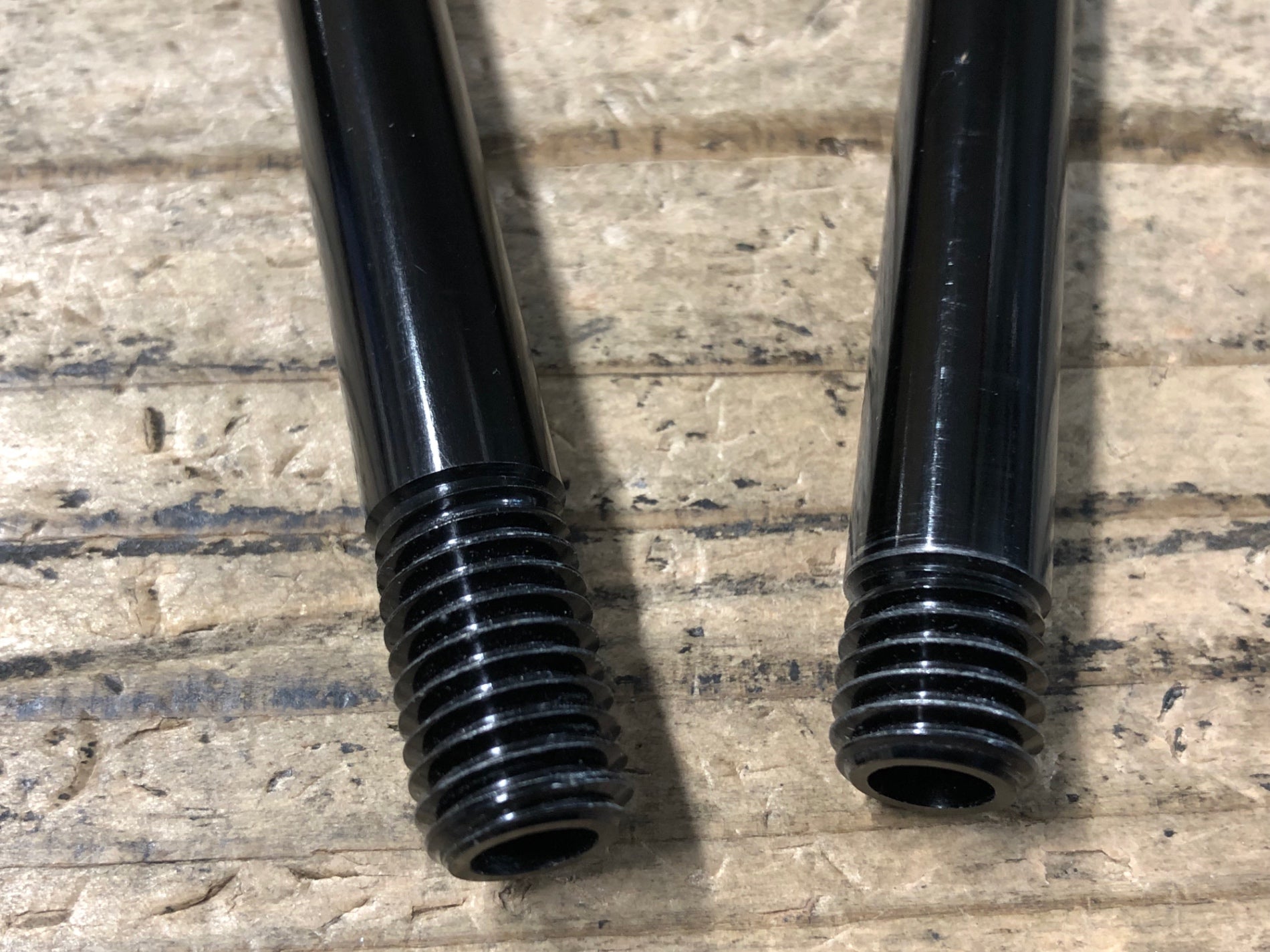 KC618 ボントレガー BONTRAGER DT SWISS スルーアクスル 122㎜ 166
