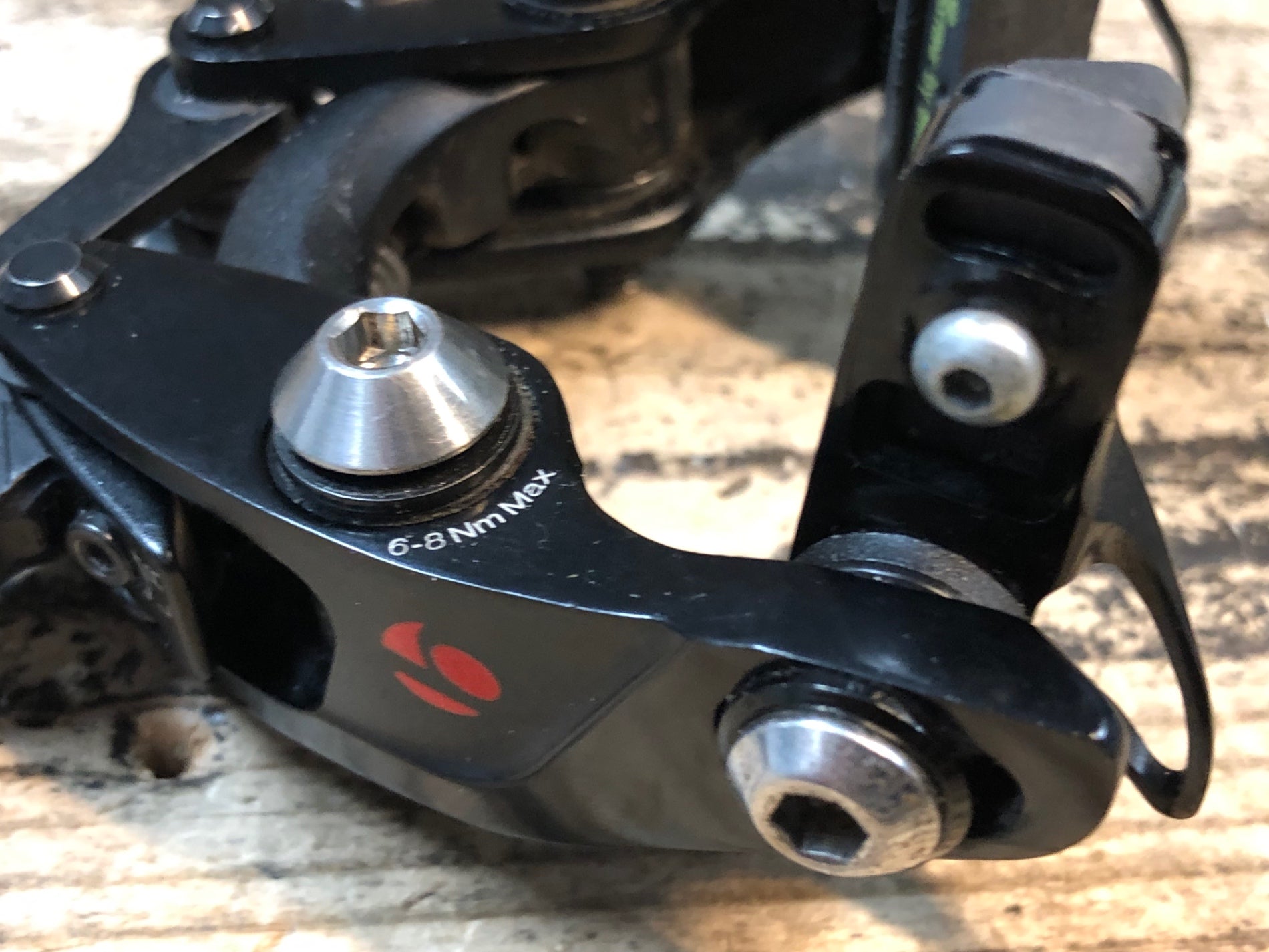 JT377 ボントレガー BONTRAGER SPEED STOP INTEGRATED ダイレクト