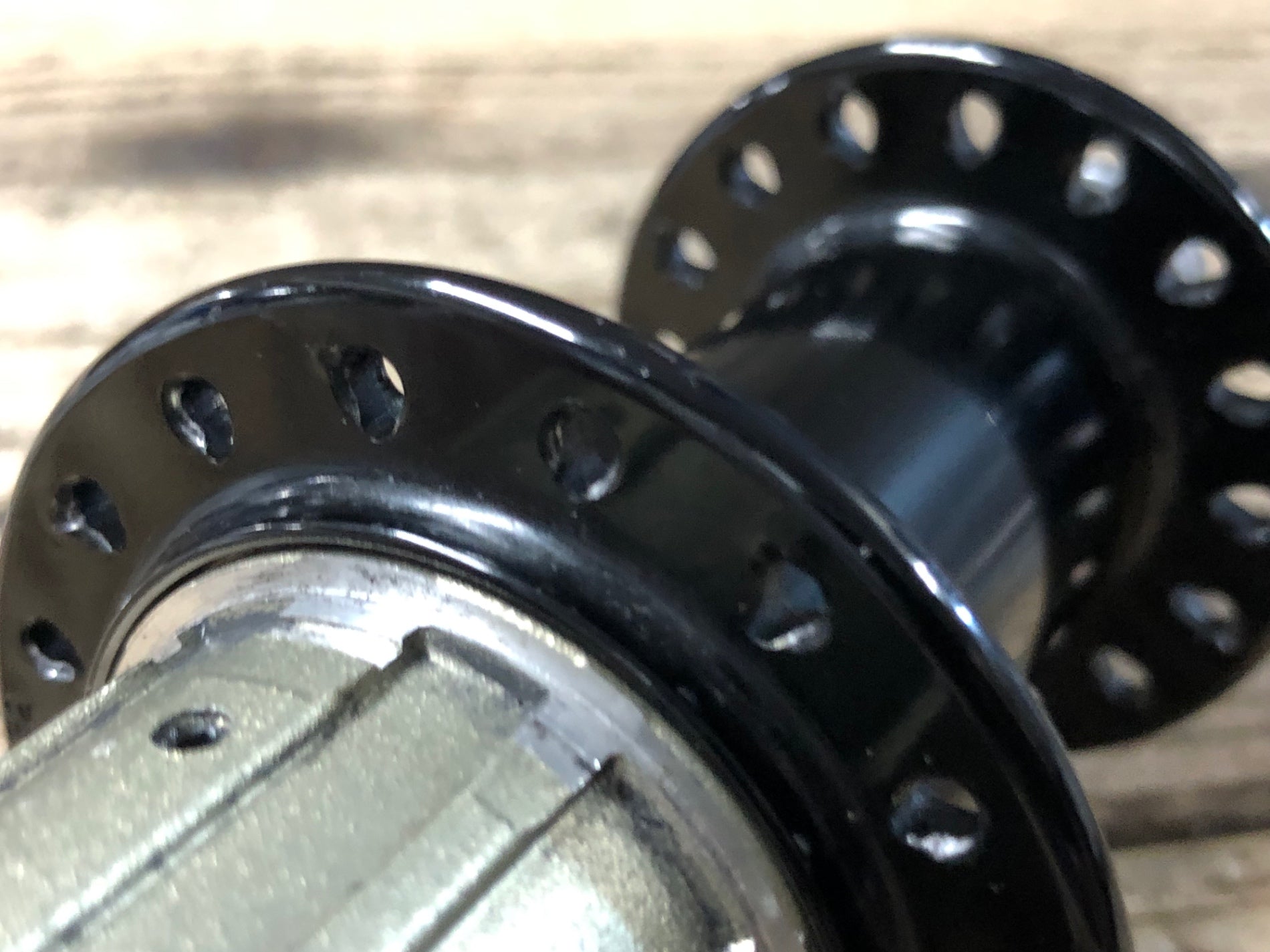 KB245 TNi エボリューション Evolution ハブ リア 32H 130mm ※フリー