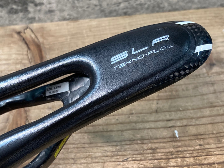 JG585 セライタリア SELLE ITALIA SLR TEKNO FLOW サドル カーボンレール 黒