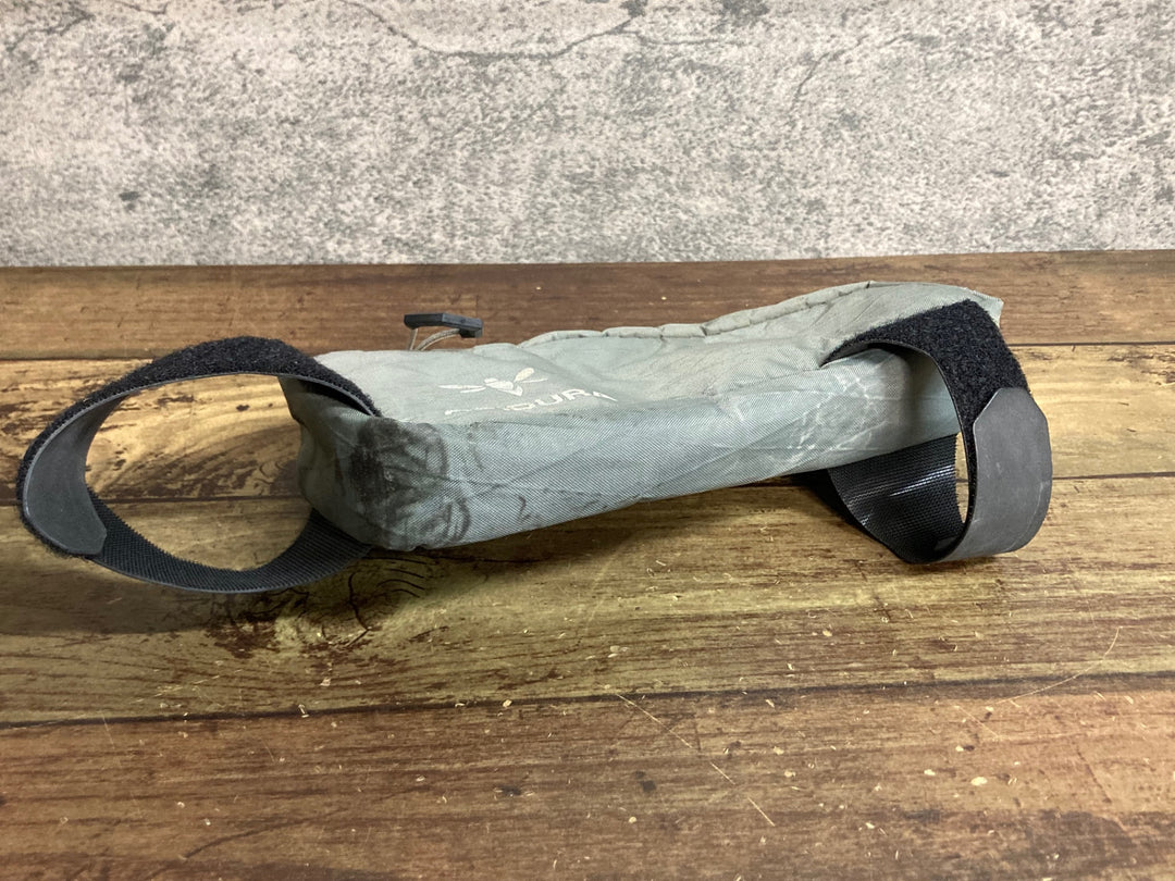 JW356 アピデュラ APIDURA BACKCOUNTRY TOP TUBE PACK トップチューブバッグ 1L ※汚れ