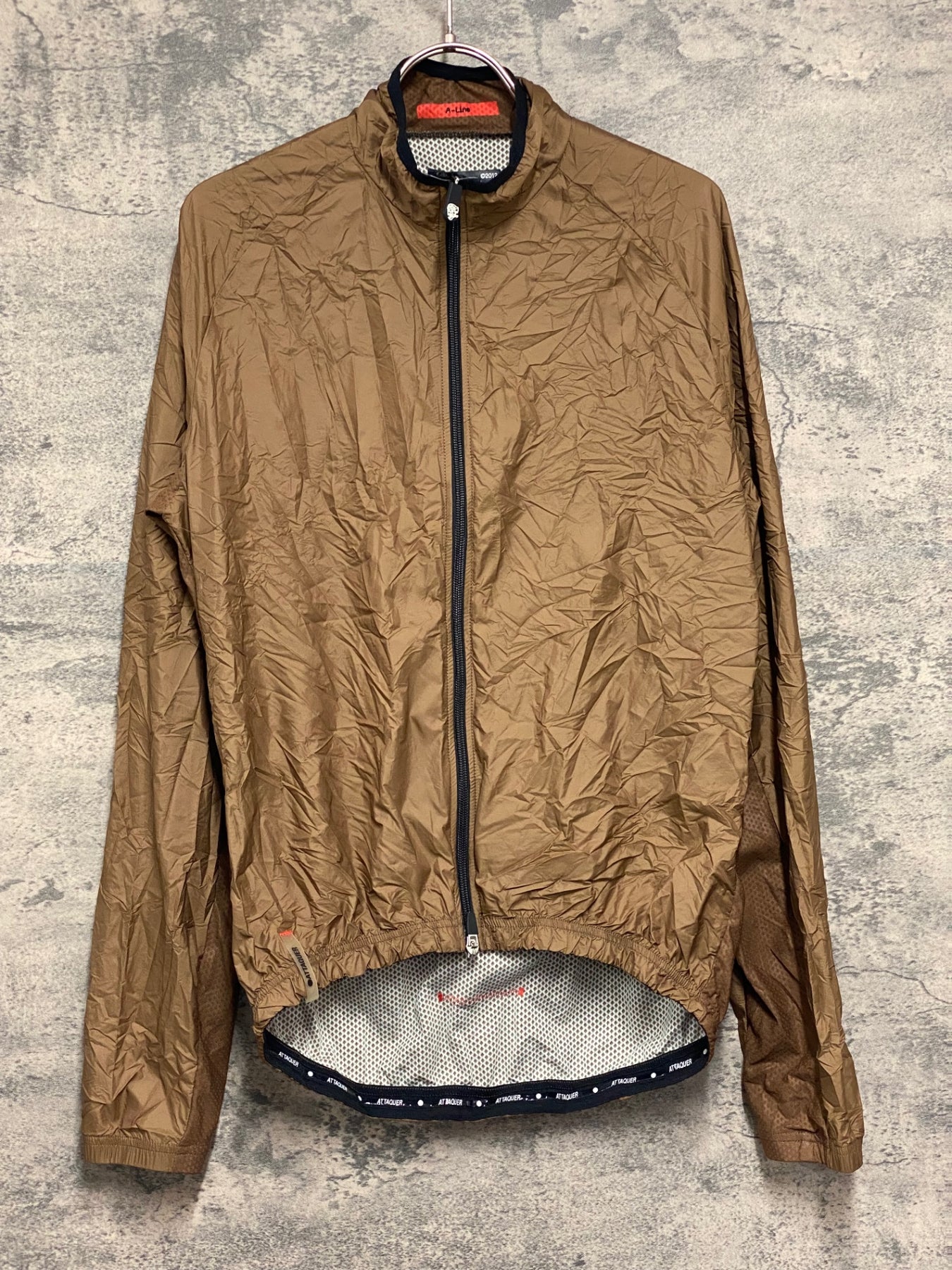 JV757 アタッカー ATTAQUER A-Line 長袖ウィンドブレーカー 茶 L