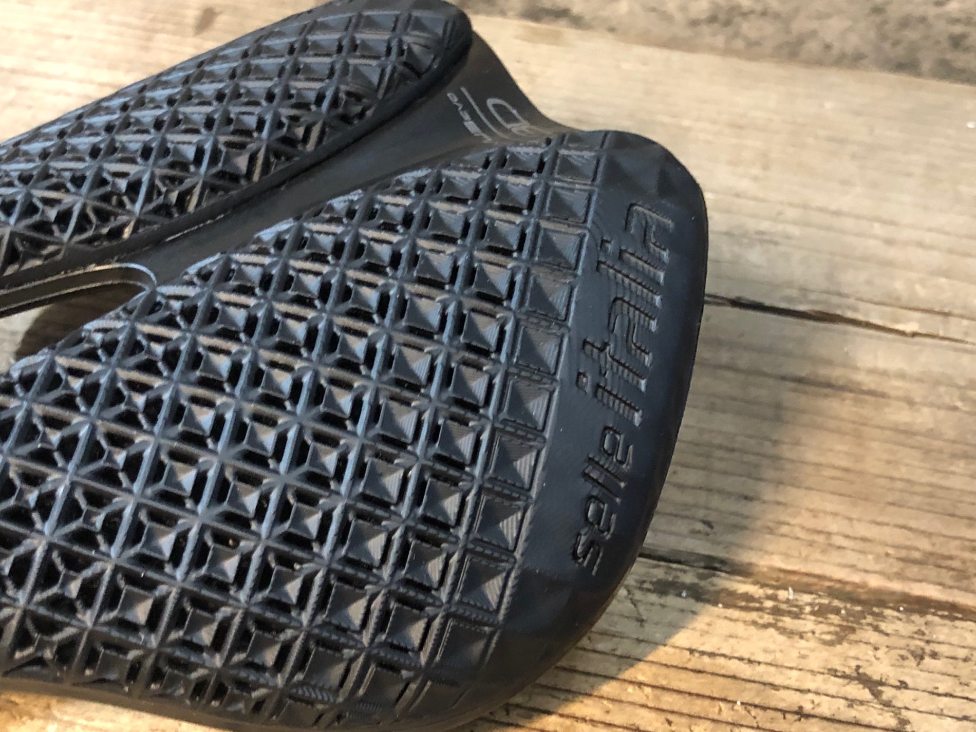 JW580 セライタリア selle italia ノヴァス NOVUS BOOST EVO 3D サドル