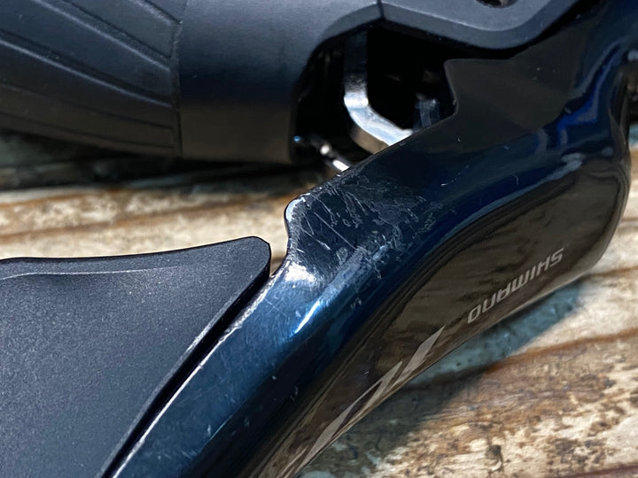 IU349 シマノ SHIMANO 105 ST-R7025 STIレバー 右のみ 11S ※油圧部,クランプ部の割れの為ジャンク