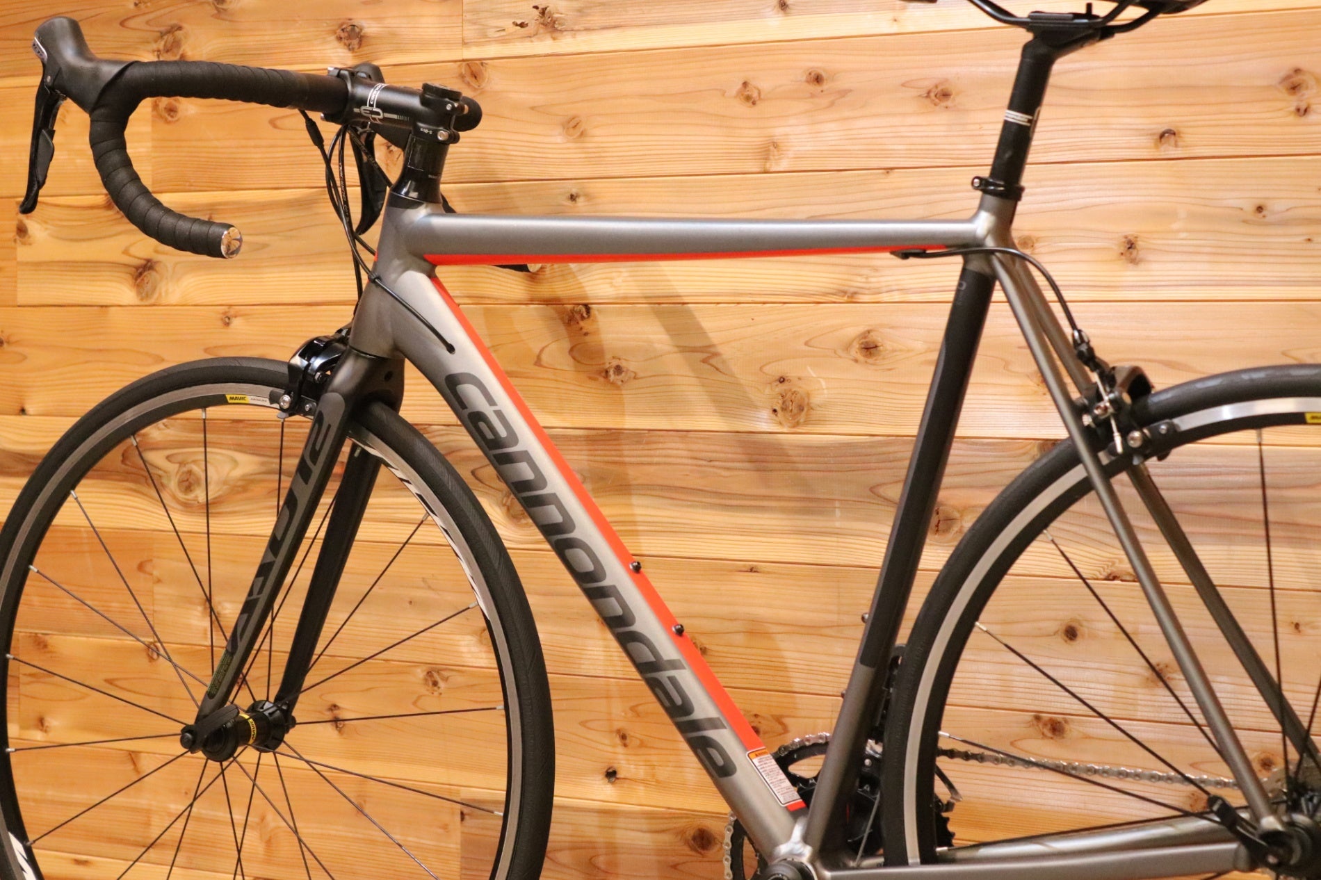 ロードバイク】cannondale CAAD12 105 54サイズ 2017年モデル 2017