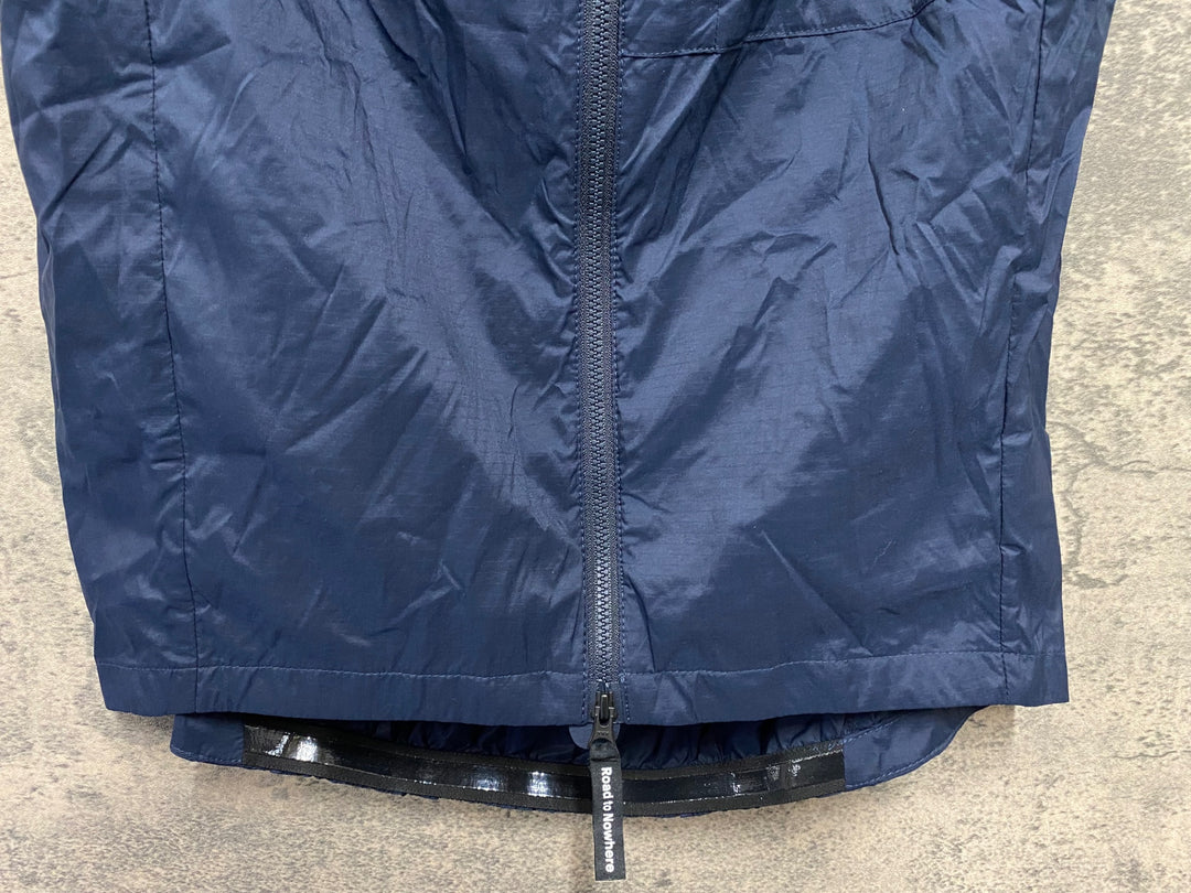 KA513 パスノーマルスタジオ PAS NORMAL STUDIOS ESSENTIAL INSULATED GILET ジレ サイクルベスト ネイビー M