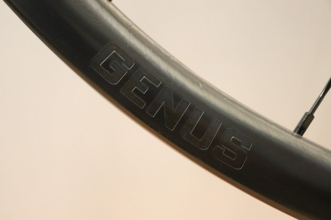 未使用 エレリサーチ ERE RESEARCH ジーナス GENUS SL30 DISC シマノ11S/12S カーボン チューブレスレディ ホイールセット 21C 【仙台店】