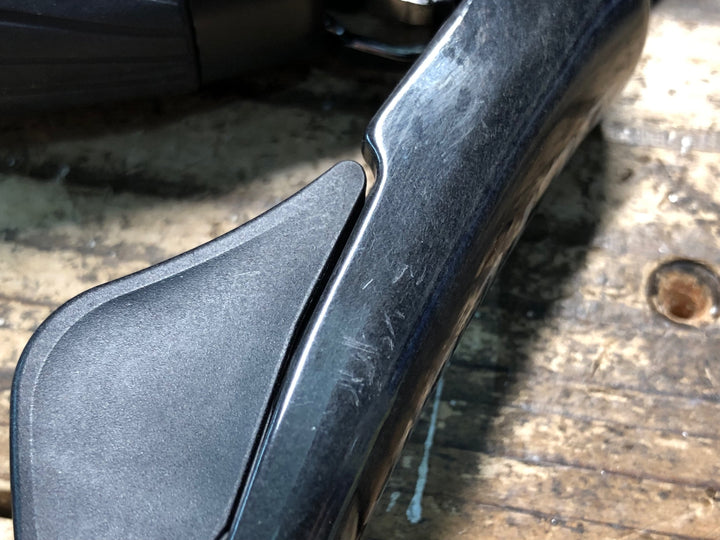 IT602 シマノ SHIMANO アルテグラ ULTEGRA ST-R8020 右 STIレバー 前期 油圧 ※固定部ひびの為ジャンク