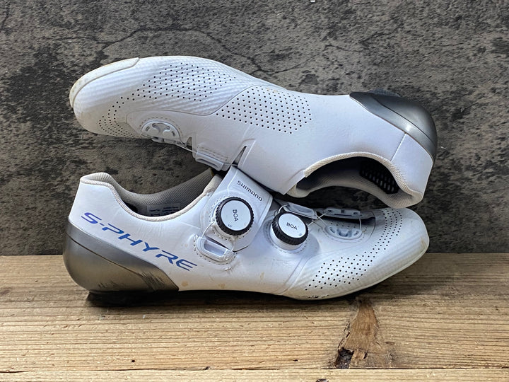 KP099 シマノ SHIMANO S-PHYRE SH-RC902M ビンディングシューズ 白 EU42 3穴 ※右に僅かに穴