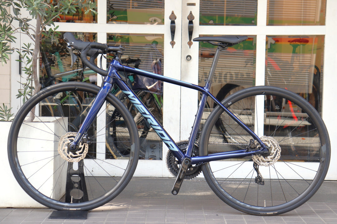 メリダ MERIDA スクルトゥーラ SCULTURA 700 DISC 2024モデル 44サイズ シマノ 105 R7120 12S アルミ ロードバイク 【横浜店】