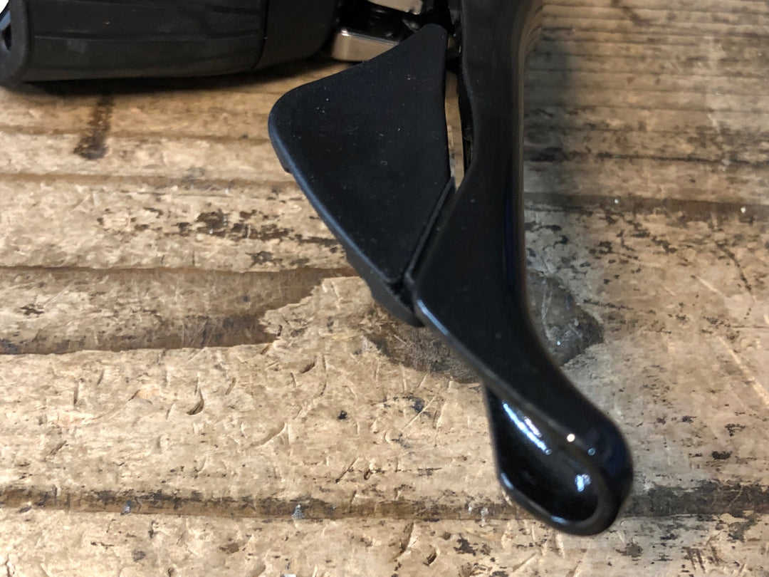 JR340 シマノ SHIMANO アルテグラ ULTEGRA ST-R8000-R STIレバー 11S 右