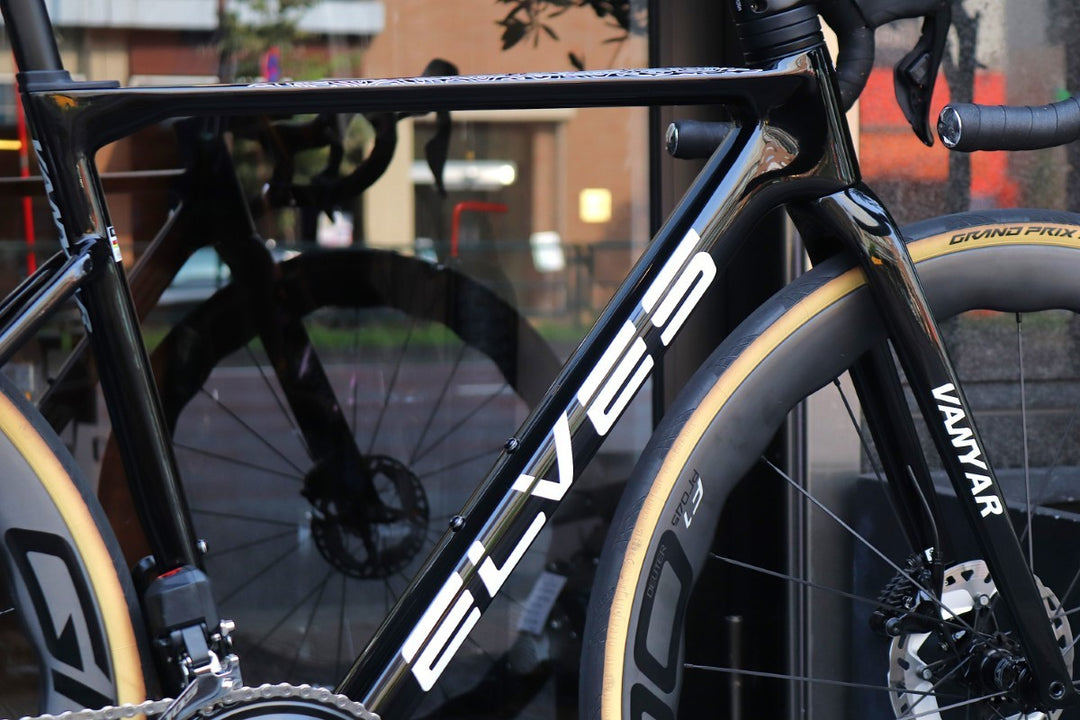 エルヴス ELVES ヴァンヤール VANYAR PRO DISC 2024モデル 50サイズ 105 R7170 Di2 11S カーボン ロードバイク 【東京南麻布店】