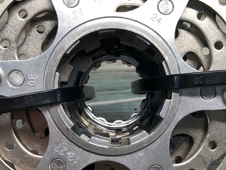 FN919 シマノ SHIMANO 105 CS-5700 スプロケット 12-27T 10S