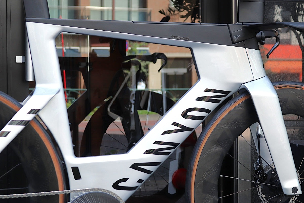 FvvPD2UqLikCEYHqLCvxkBaISYlsV0