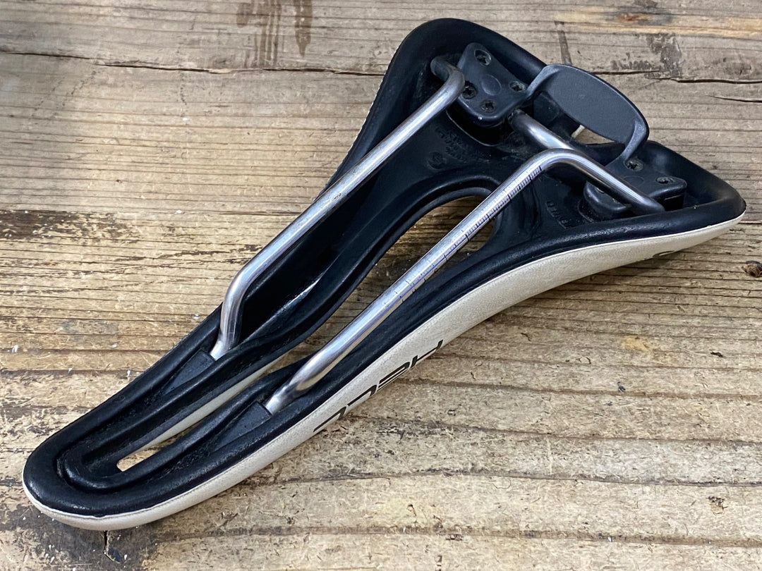 JW410 SELLE SMP ヘル HELL サドル 白 inoxレール