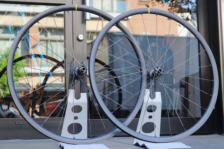 マヴィック MAVIC キシリウム ディスク KSYRIUM S DISC アルミ チューブレス ホイールセット シマノ 12/11S ワイドリム 19C 【東京南麻布店】