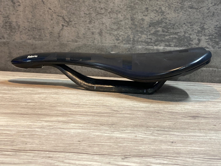 JU867 ファブリック fabric SCOOP SHALLOW PRO TEAM サドル 黒 カーボンレール