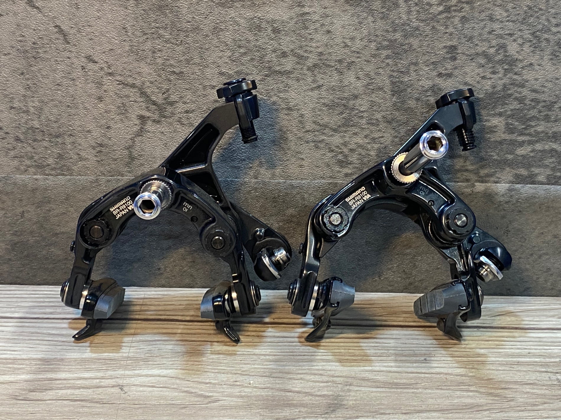 BR-9100 デュラエースブレーキキャリパー SHIMANO DURA ACE BR BR-9100 デュラエースブレーキキャリパー SHIMANO DURA ACE BR