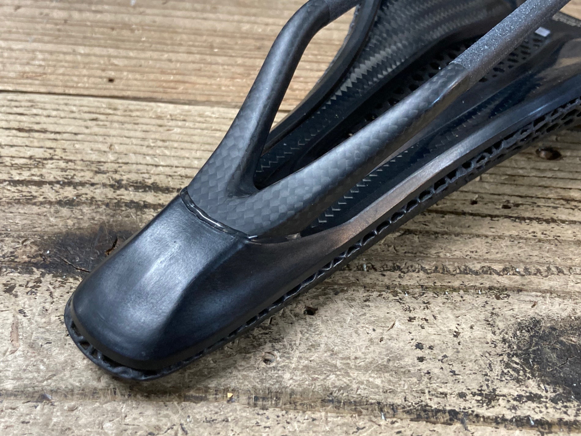 JS890 スペシャライズド SPECIALIZED S-WORKS ROMIN EVO MIRROR サドル