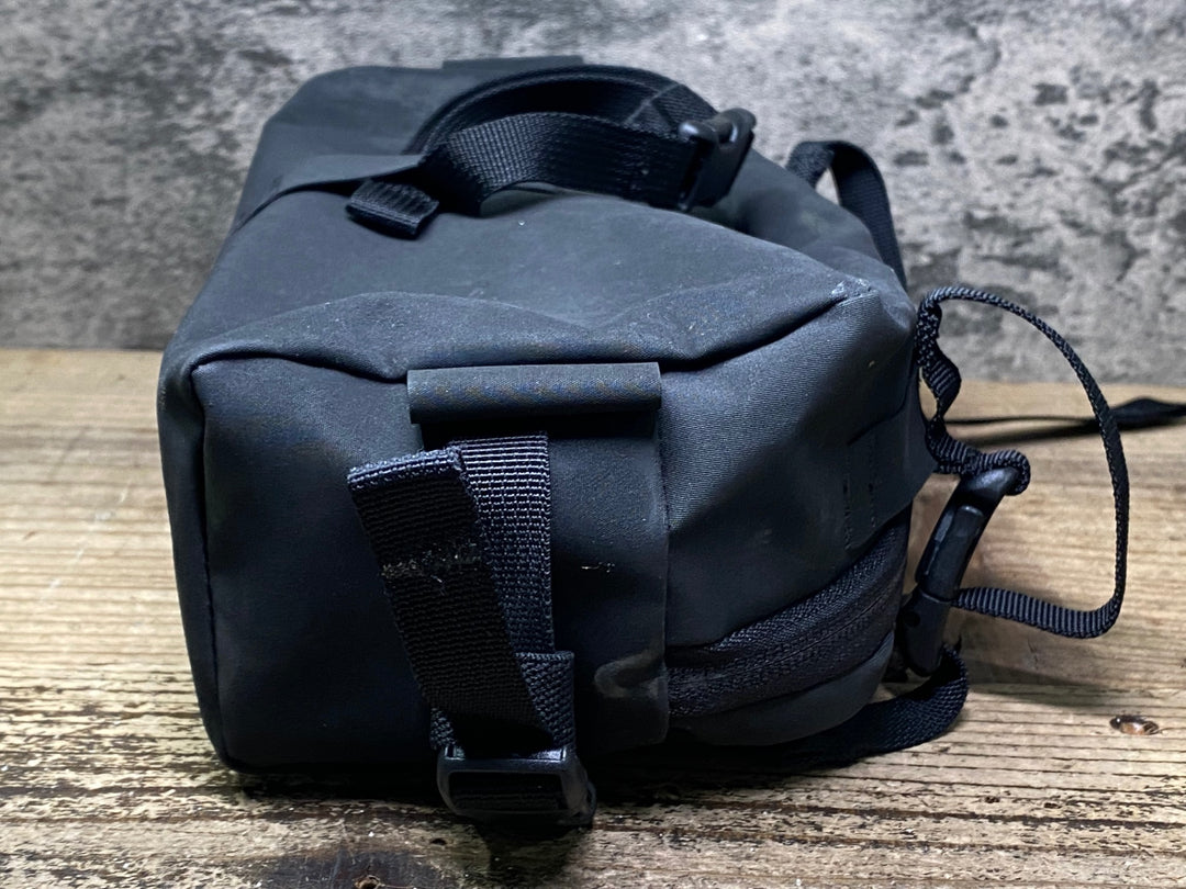 JP169 ラファ Rapha BAR BAG ハンドルバーバッグ 黒