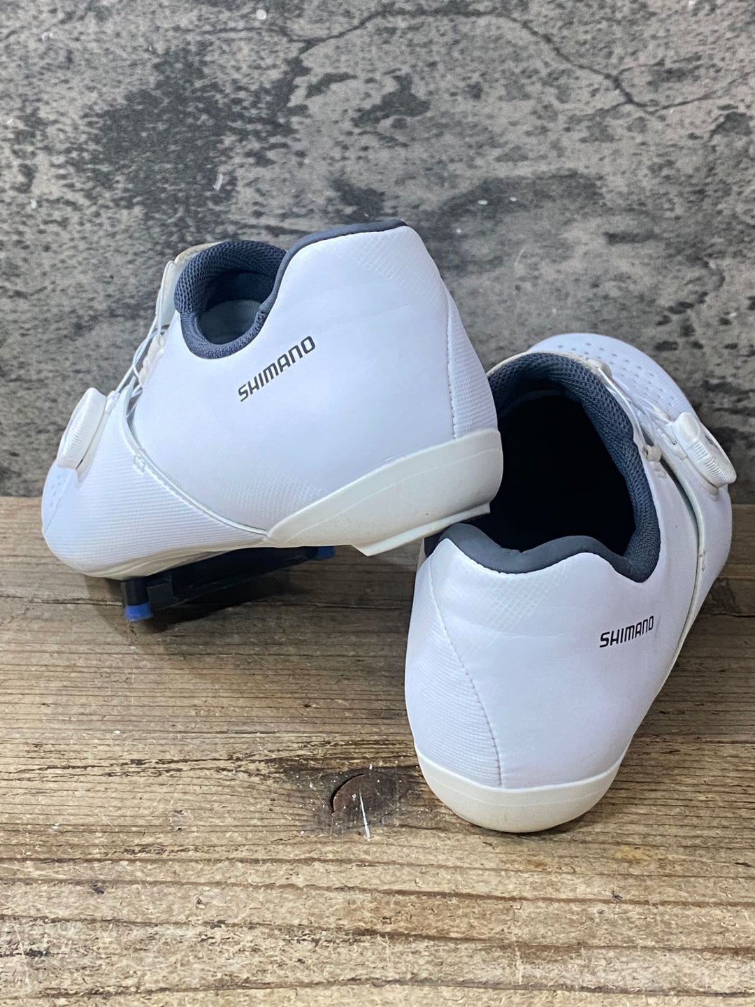 KA719 シマノ SHIMANO SHRC300M W01 S ビンディングシューズ EU40 白 SPD-SL