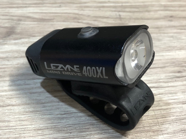 JX368 レザイン LEZYNE 400XL MINI DRIVE フロントライト 黒 点灯確認済