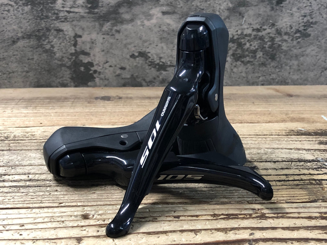 KK842 シマノ SHIMANO 105 ST-R7020 STIレバー 2x11s 油圧 前期 ※右手ホース口割れの為ジャンク