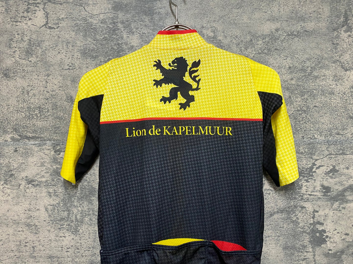 KF229 リオンドカペルミュール Lion de KAPELMUUR 半袖 サイクルジャージ 黄 黒 M