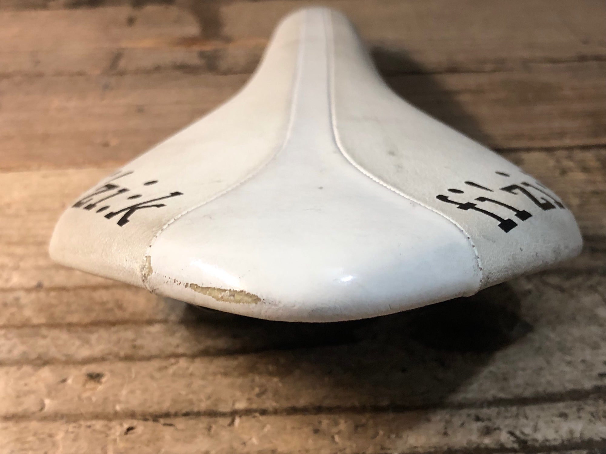 JS058 フィジーク fizik アリオネ ARIONE CX サドル 白 kiumレール