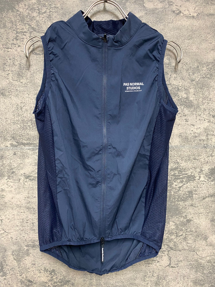 JY502 パスノーマルスタジオ PAS NORMAL STUDIOS Mechanism Stow Away Gilet ジレ サイクルベスト ネイビー M