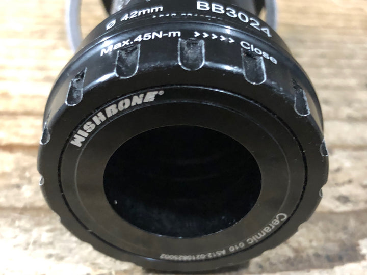 KI444 ウィッシュボーン WISHBONE BB3024 Ceramic ボトムブラケット