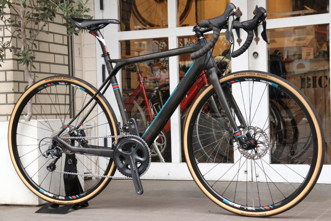 ジーティー GT グレード GRADE CARBON 2015モデル 53サイズ シマノ アルテグラ 6800 MIX 11S カーボン ロードバイク 【横浜店】