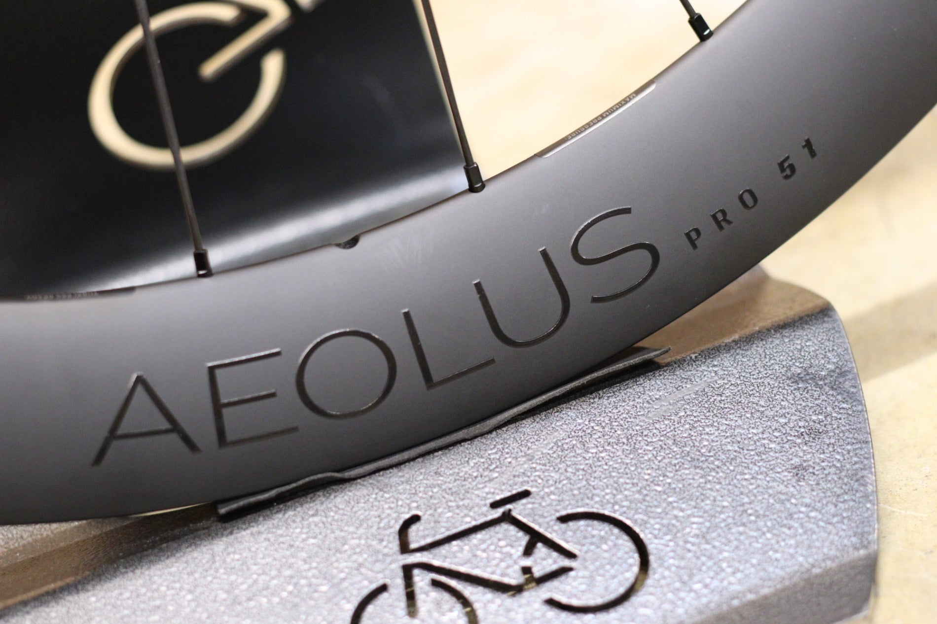 ボントレガー BONTRAGER アイオロス プロ ディスク AEOLUS PRO 51 DISC