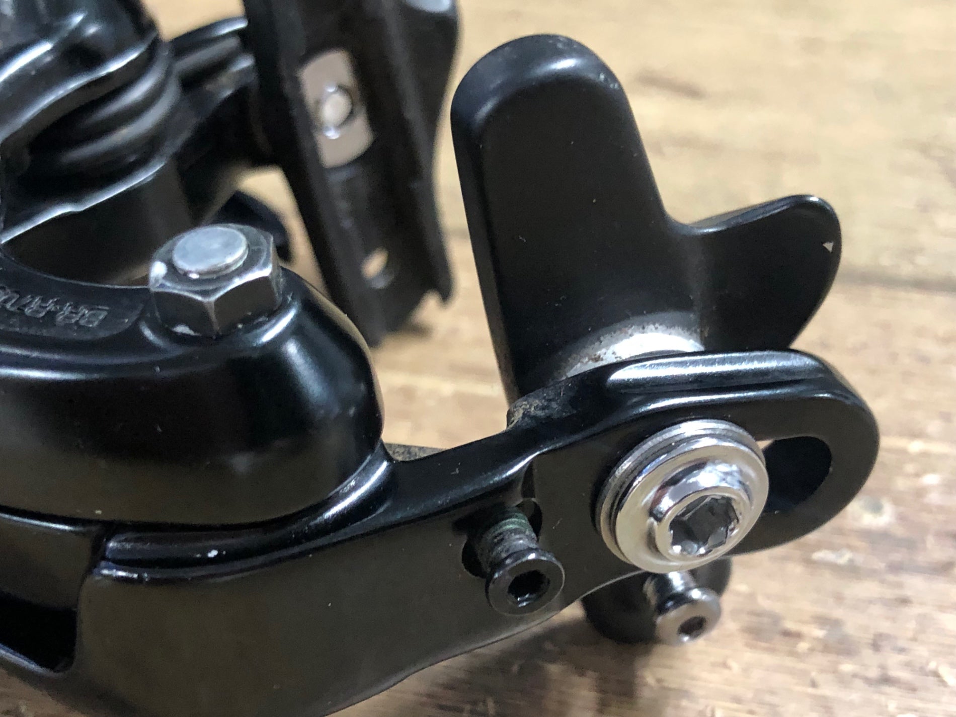 JZ074 シマノ SHIMANO 105 BR-R7000 キャリパーブレーキ 前後セット