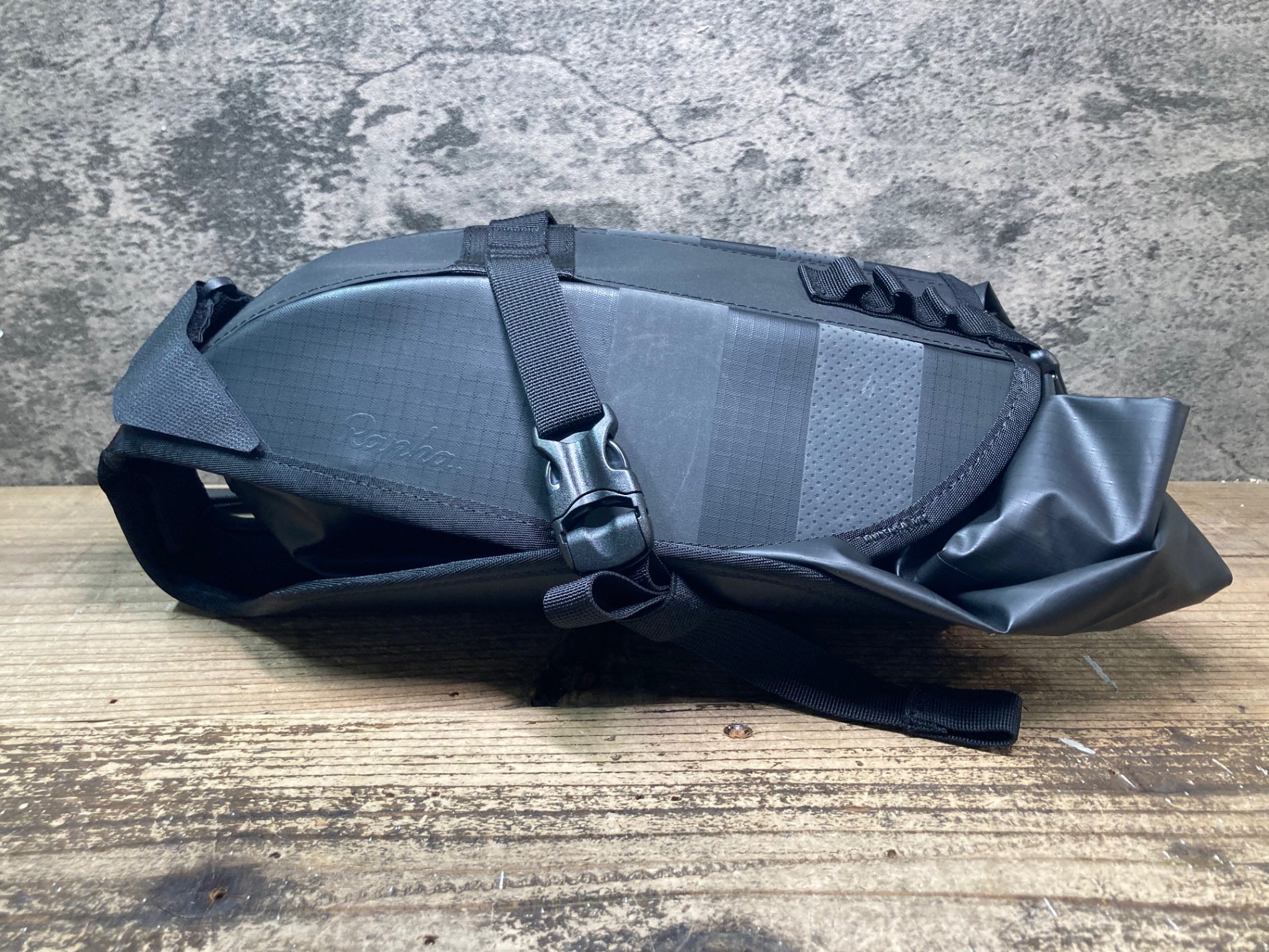 RAPHA WATERPROOF REAR PACK ラファサドルバック