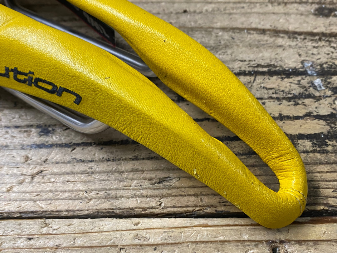 KN608 SELLE SMP evolution サドル 黄 inox tubeレール