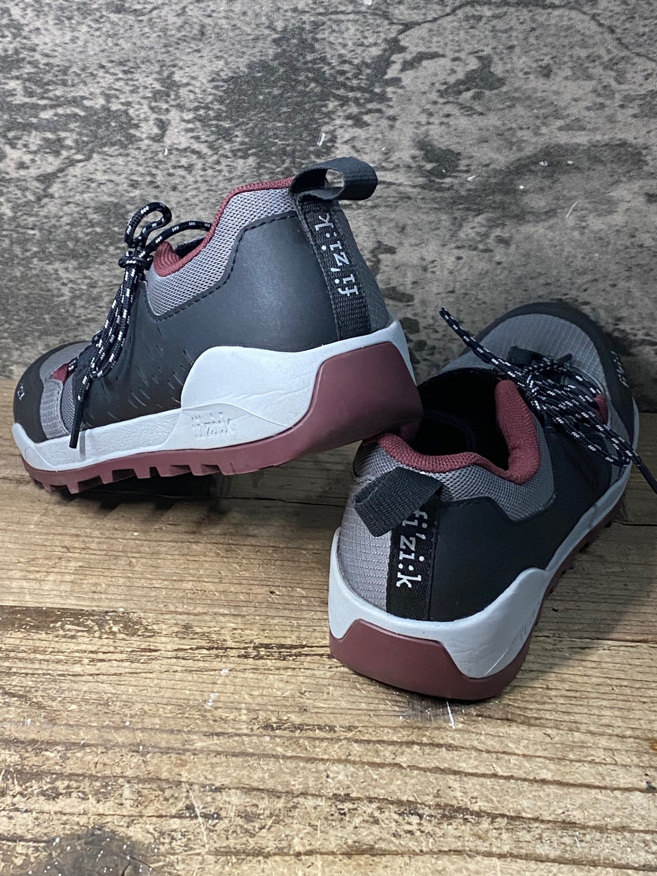 JJ686 フィジーク fizik TERRA ERGOLACE X2 ビンディングシューズ EU38