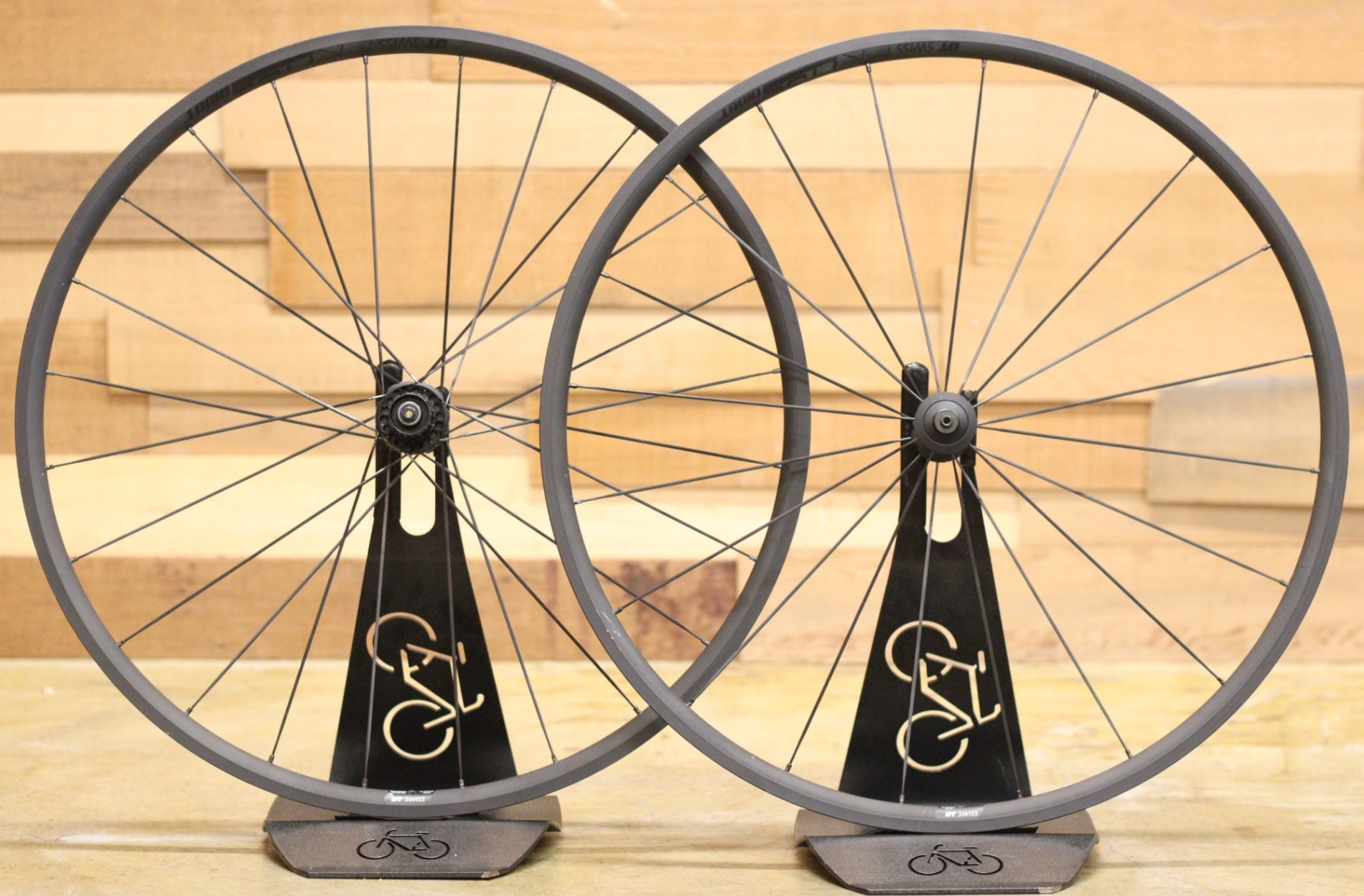 DT SWISS PR1400 ダイカット オキシック DICUT OXIC アルミ