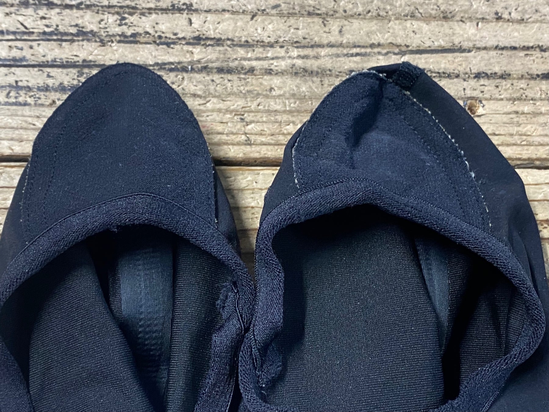 Rapha Pro Team ブラック Mラファ プロチーム シューズカバー KB339 ラファ Rapha PRO TEAM OVERSHOES シューズカバー 黒 M – BICI