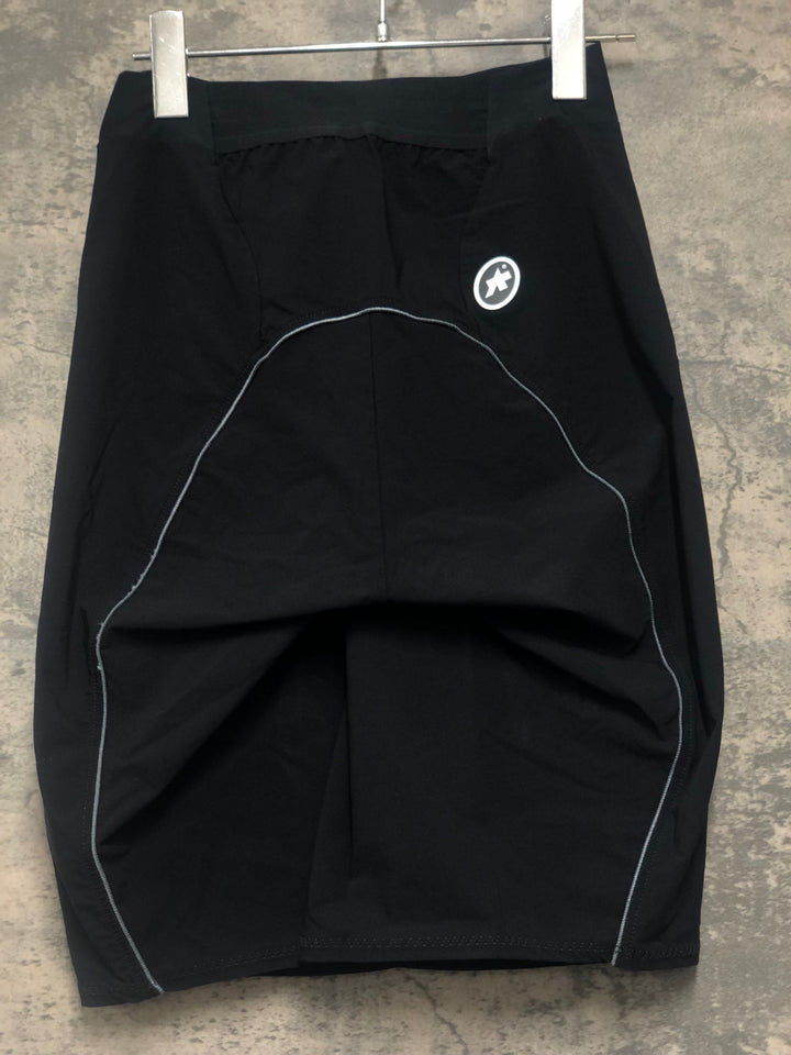 JC653 アソス ASSOS OFFROAD TRAIL HALF SHORTS CARGO カーゴ サイクルパンツ ショートパンツ 黒 XS