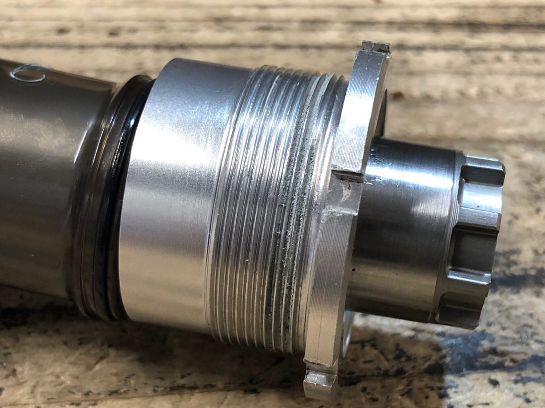 JK854 シマノ SHIMANO デュラエース DURA-ACE BB-7700 JIS 109.5mm
