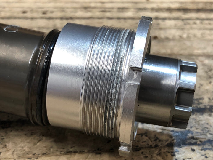 JK854 シマノ SHIMANO デュラエース DURA-ACE BB-7700 JIS 109.5mm