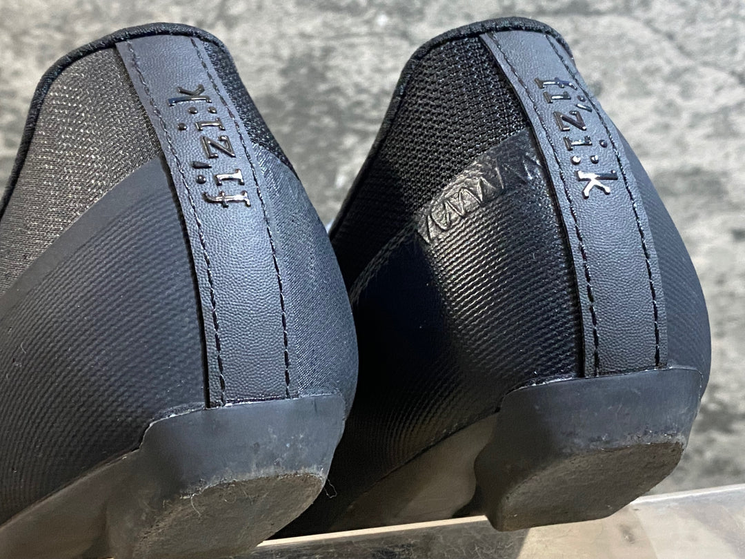 KE092 フィジーク fizik TEMPO OVERCURVE R4 SHOES ビンディングシューズ 3穴 BOA 黒 EU39
