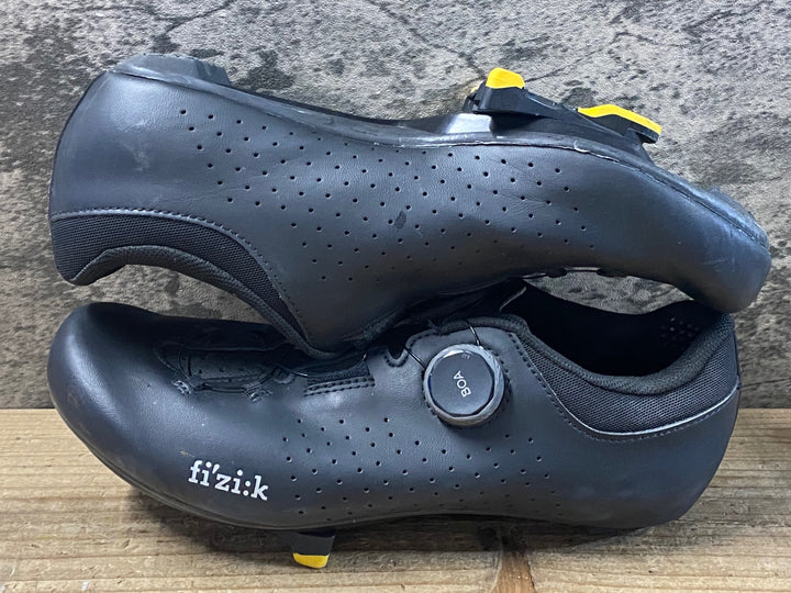 KB381 フィジーク fizik VENTO OMNA WIDE SPD-SLシューズ EU40.5 3穴 黒 ※傷スレ