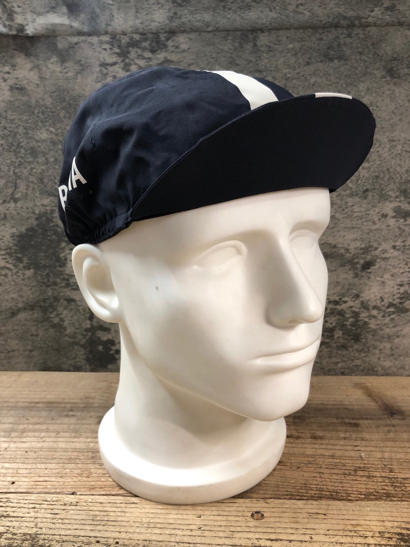 Rapha ラファ　サイクルジャージ（L）、キャップ JS854 ラファ Rapha サイクルキャップ 黒 白 M/L – BICI AMORE ONLINE