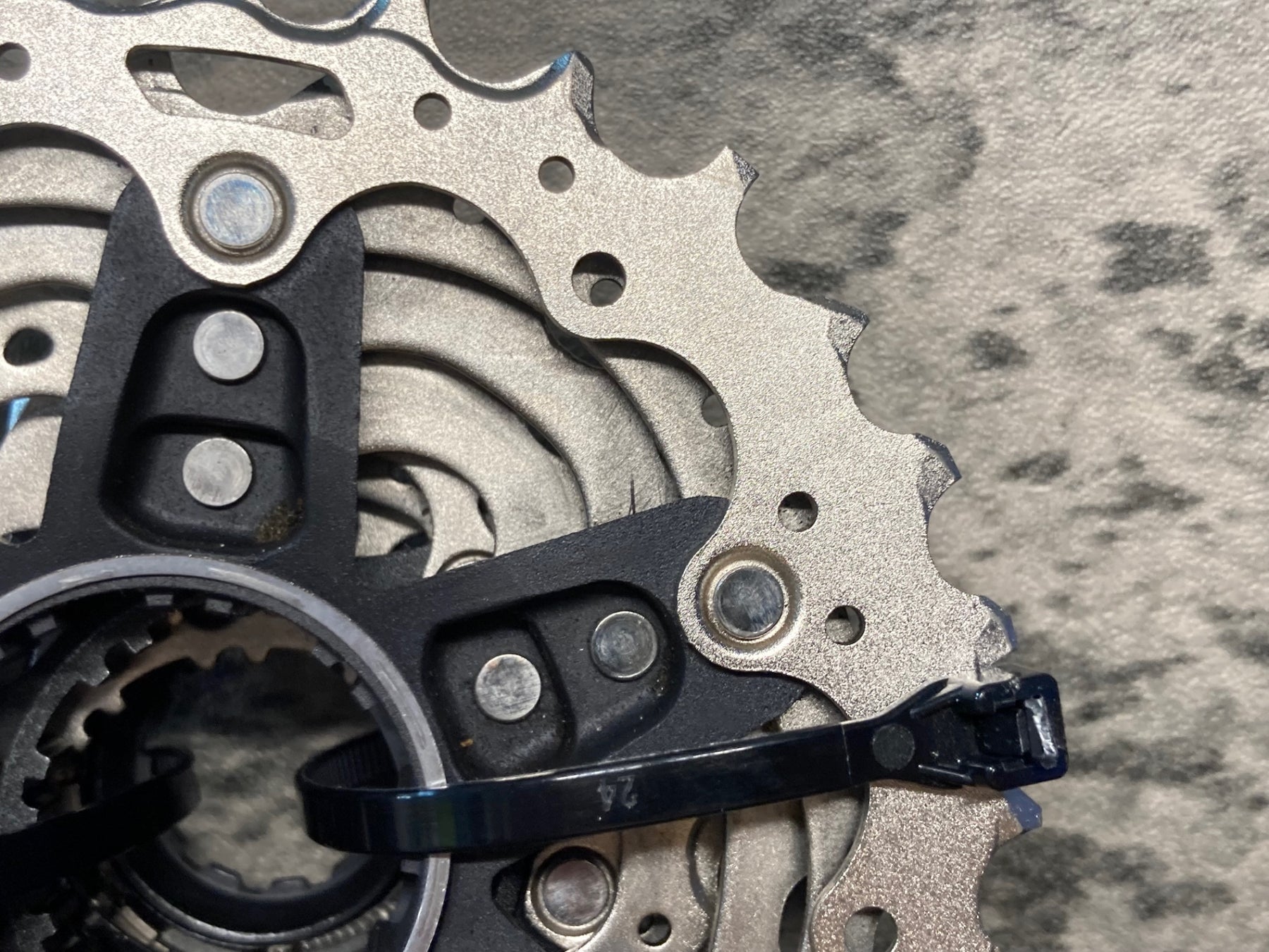 アルテグラR8100 11-30 JM962 シマノ SHIMANO アルテグラ ULTEGRA CS-R8100 スプロケット 11