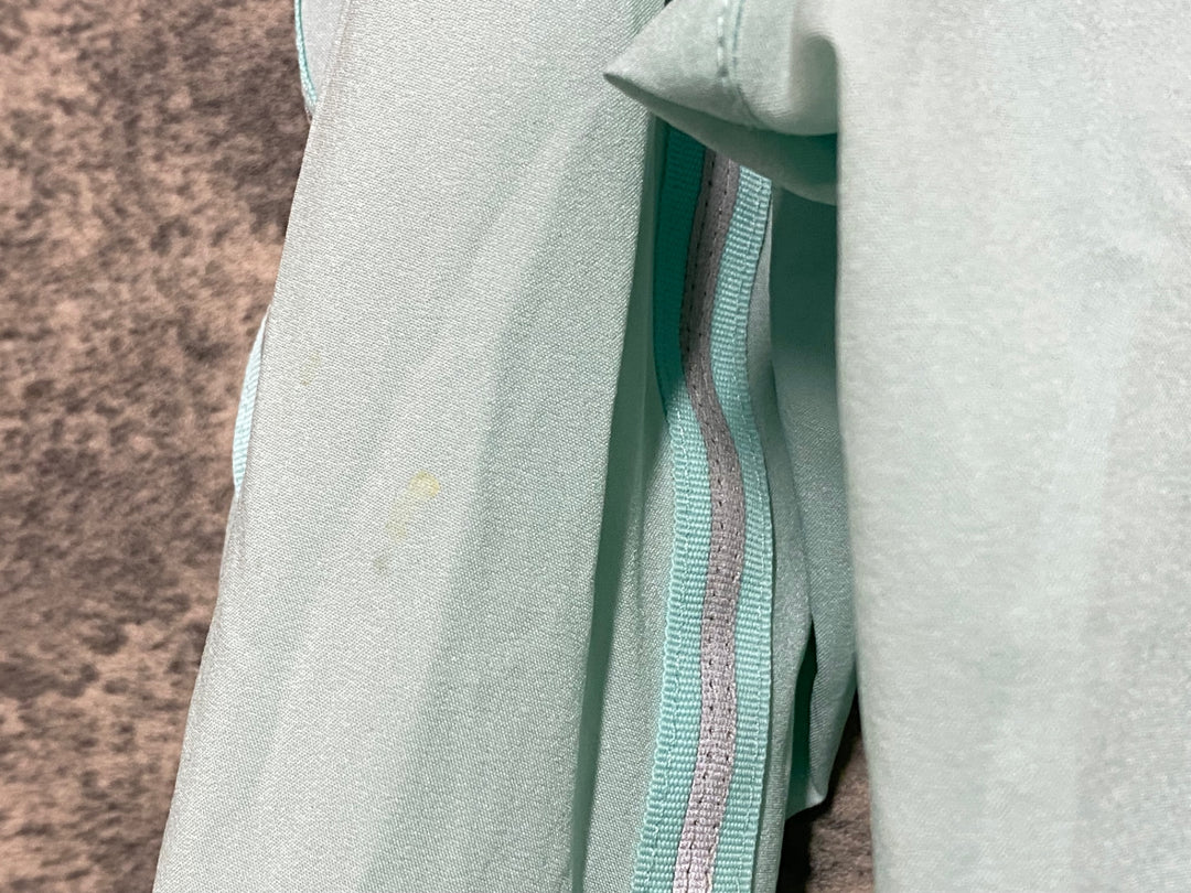KF616 ラファ Rapha WIND JACKET 長袖 ウィンドブレーカー 水色 S ※チャック割れ、汚れあり