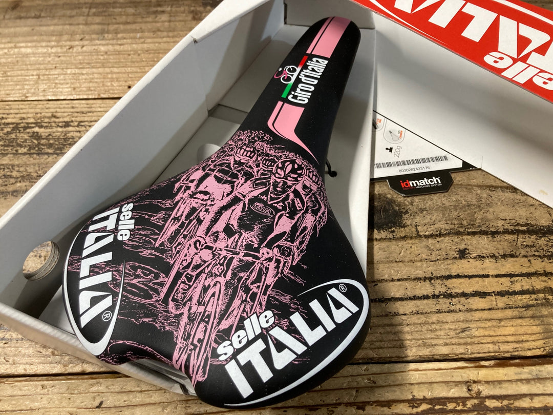 KA414 セライタリア Selle Italia フライト FLITE Giro D`Italia 2013 サドル チタンレール 黒ピンク